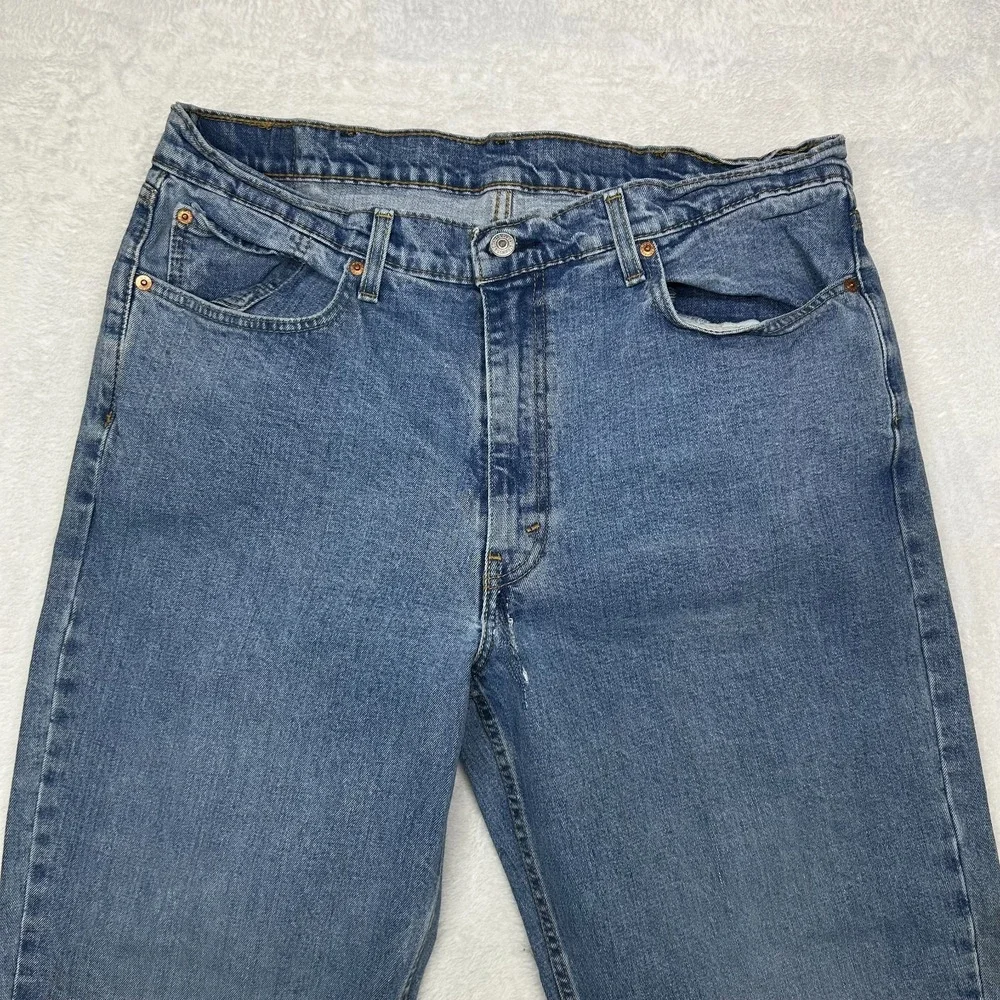 Levi's 550 Jeans Men Blue Denim Pockets Classic Straight Zip Fly 35X29.5 - Flaws